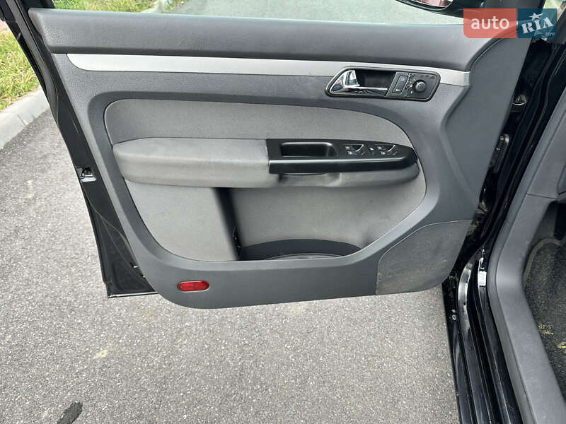 Минивэн Volkswagen Touran 2006 в Виннице фото 34 Минивэн Volkswagen Touran 2006 в Виннице