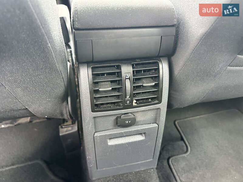 Минивэн Volkswagen Touran 2006 в Виннице фото 54 Минивэн Volkswagen Touran 2006 в Виннице