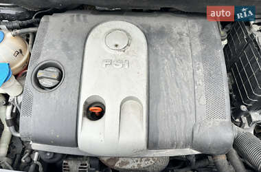 Минивэн Volkswagen Touran 2006 в 