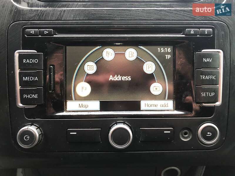 Мінівен Volkswagen Touran 2010 в Києві