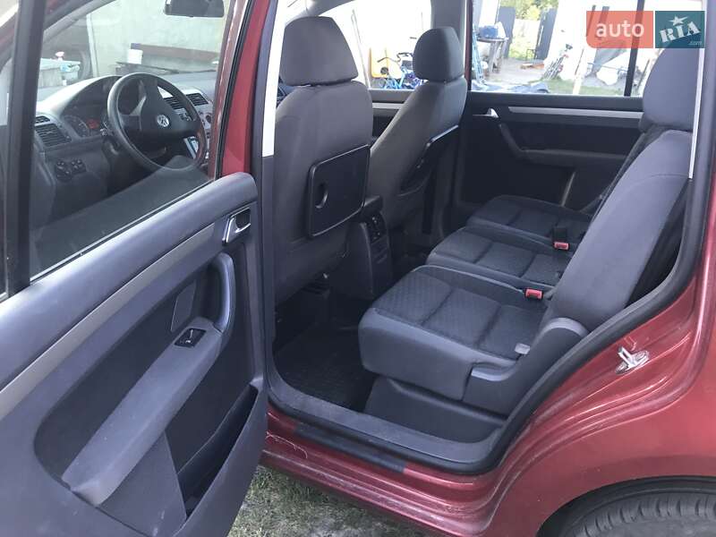 Минивэн Volkswagen Touran 2007 в Фастове фото 3 Минивэн Volkswagen Touran 2007 в Фастове