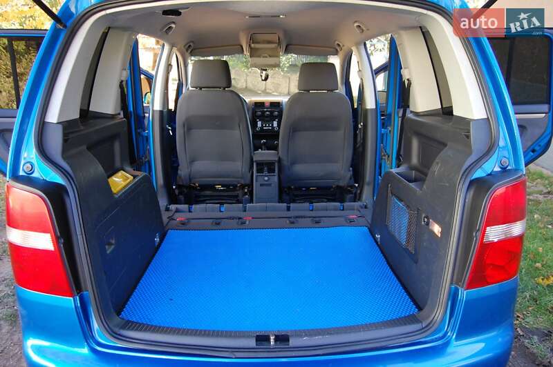 Минивэн Volkswagen Touran 2003 в Малинцах фото 27 Минивэн Volkswagen Touran 2003 в Малинцах