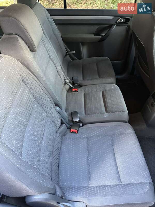 Минивэн Volkswagen Touran 2005 в Ивано-Франковске фото 8 Минивэн Volkswagen Touran 2005 в Ивано-Франковске
