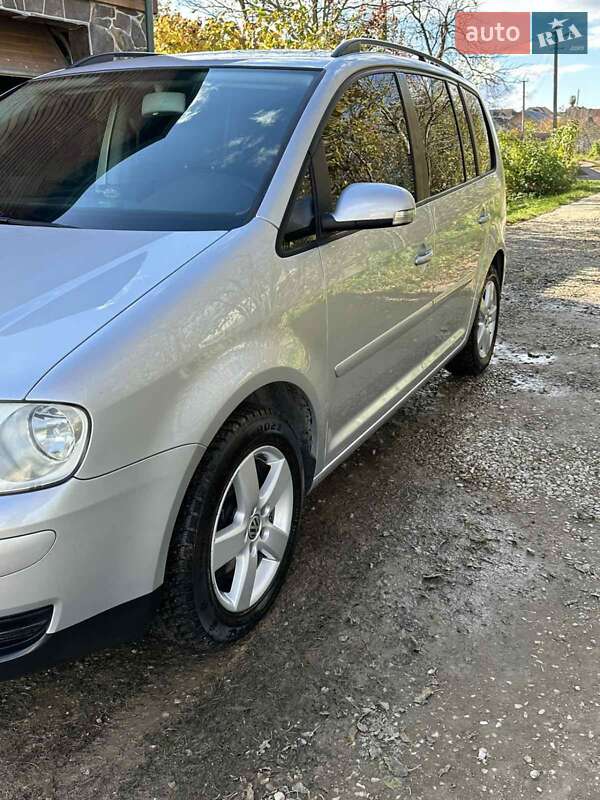 Минивэн Volkswagen Touran 2005 в Ивано-Франковске фото 10 Минивэн Volkswagen Touran 2005 в Ивано-Франковске