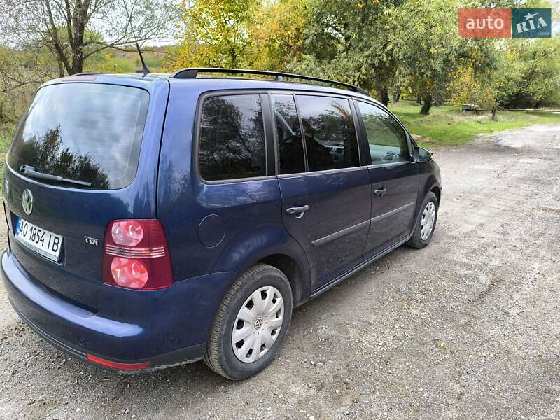 Минивэн Volkswagen Touran 2009 в Берегово фото 9 Минивэн Volkswagen Touran 2009 в Берегово
