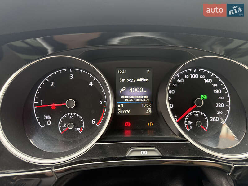 Микровэн Volkswagen Touran 2019 в Сокале