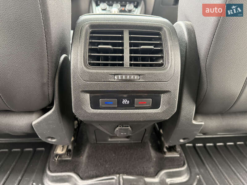 Микровэн Volkswagen Touran 2019 в Сокале