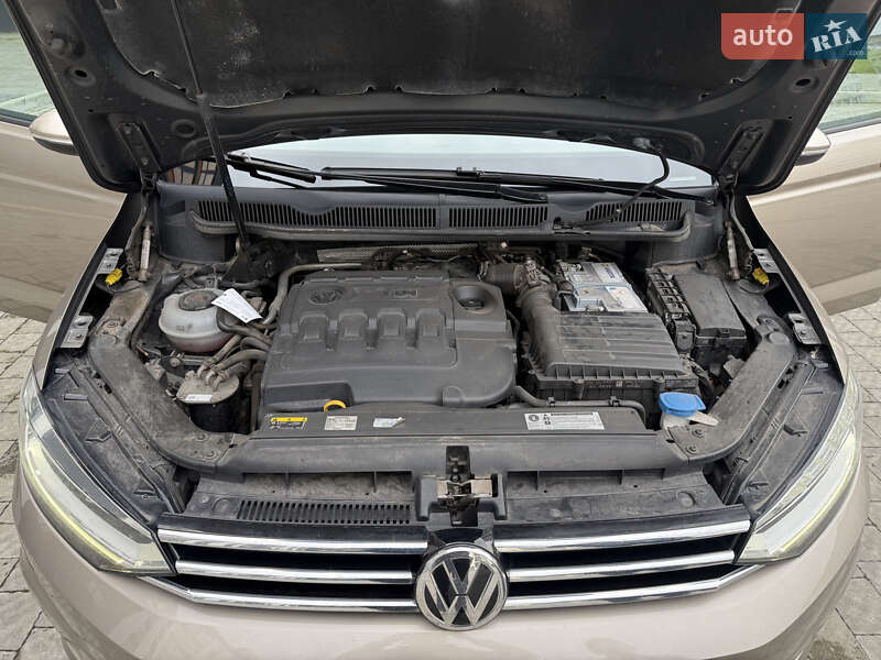 Микровэн Volkswagen Touran 2019 в Сокале