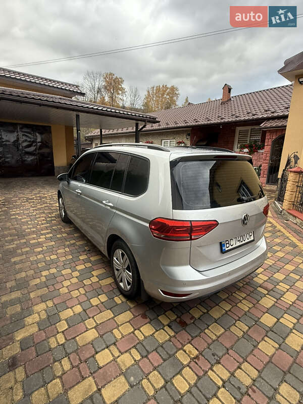 Мікровен Volkswagen Touran 2018 в Самборі