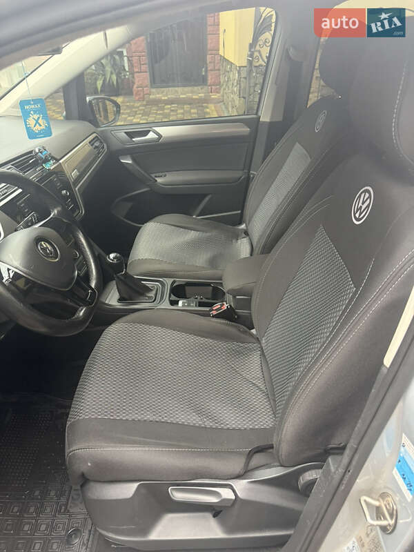 Мікровен Volkswagen Touran 2018 в Самборі