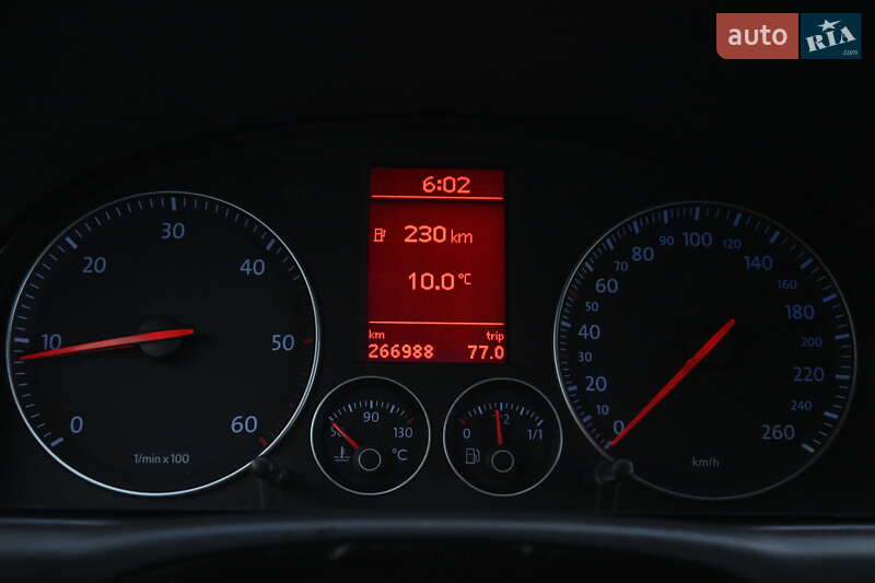 Минивэн Volkswagen Touran 2004 в Бердичеве фото 19 Минивэн Volkswagen Touran 2004 в Бердичеве