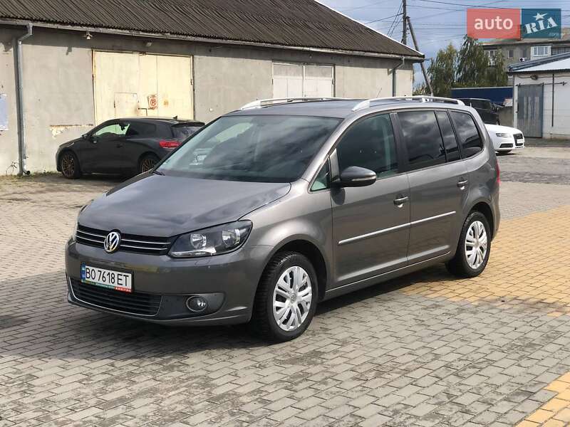 Volkswagen Touran 2011