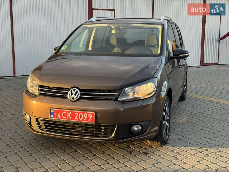 Мінівен Volkswagen Touran 2011 в Коломиї