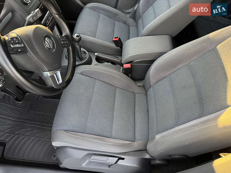 Мінівен Volkswagen Touran 2011 в Коломиї