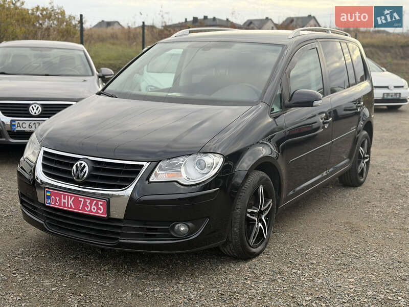 Мінівен Volkswagen Touran 2008 в Рівному фото 4 Мінівен Volkswagen Touran 2008 в Рівному