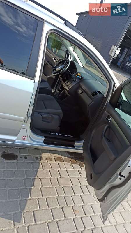 Минивэн Volkswagen Touran 2005 в Хмельницком фото 6 Минивэн Volkswagen Touran 2005 в Хмельницком