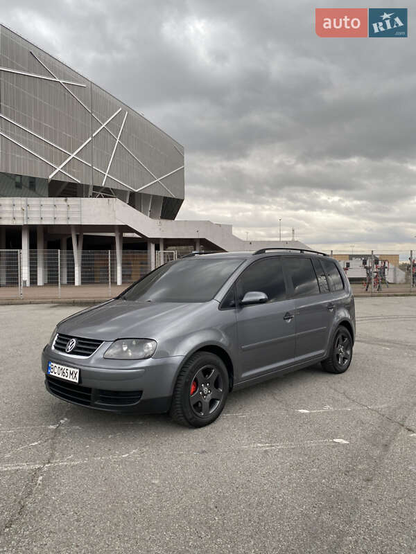 Минивэн Volkswagen Touran 2006 в Львове фото 4 Минивэн Volkswagen Touran 2006 в Львове
