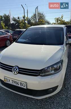 Минивэн Volkswagen Touran 2012 в Хмельницком