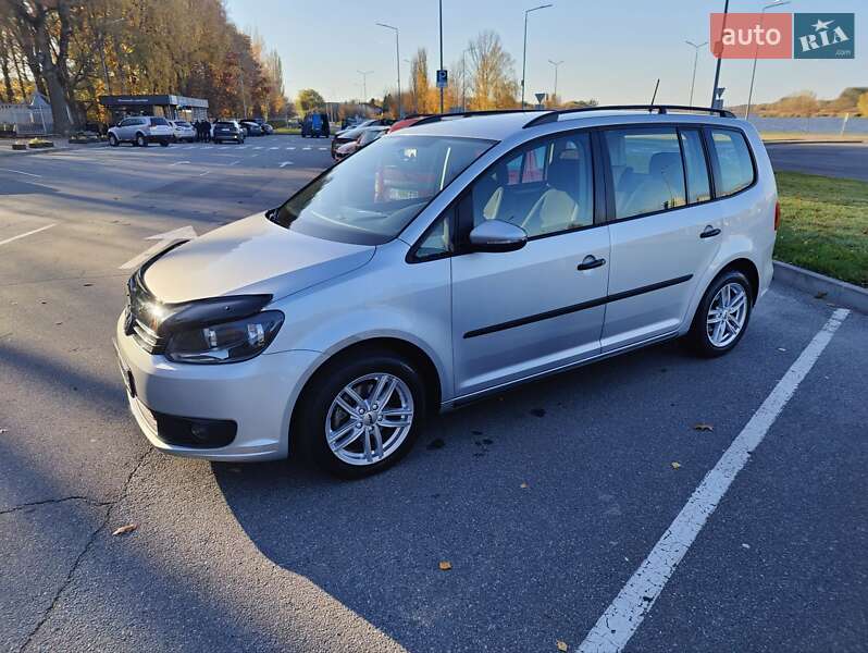 Мінівен Volkswagen Touran 2014 в Вінниці