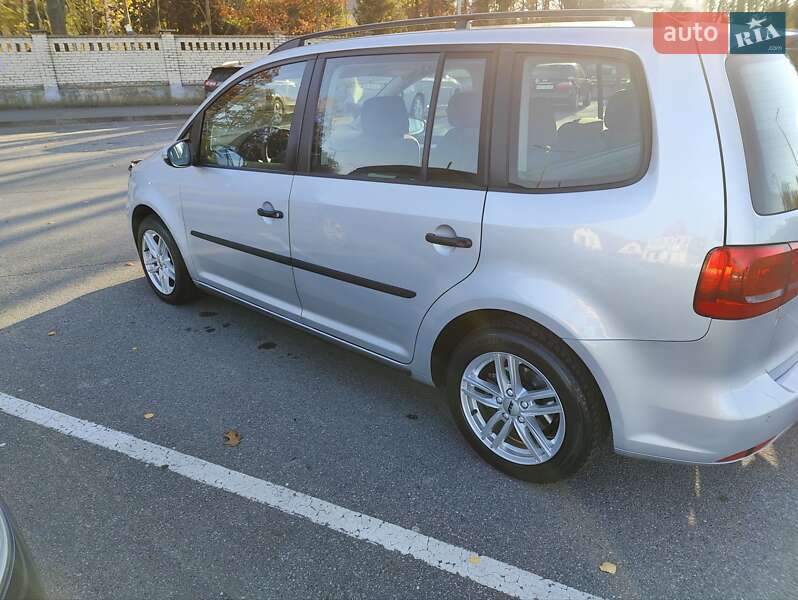 Мінівен Volkswagen Touran 2014 в Вінниці