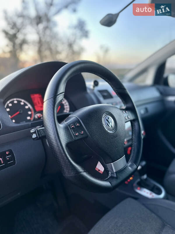Минивэн Volkswagen Touran 2007 в Дубно фото 23 Минивэн Volkswagen Touran 2007 в Дубно
