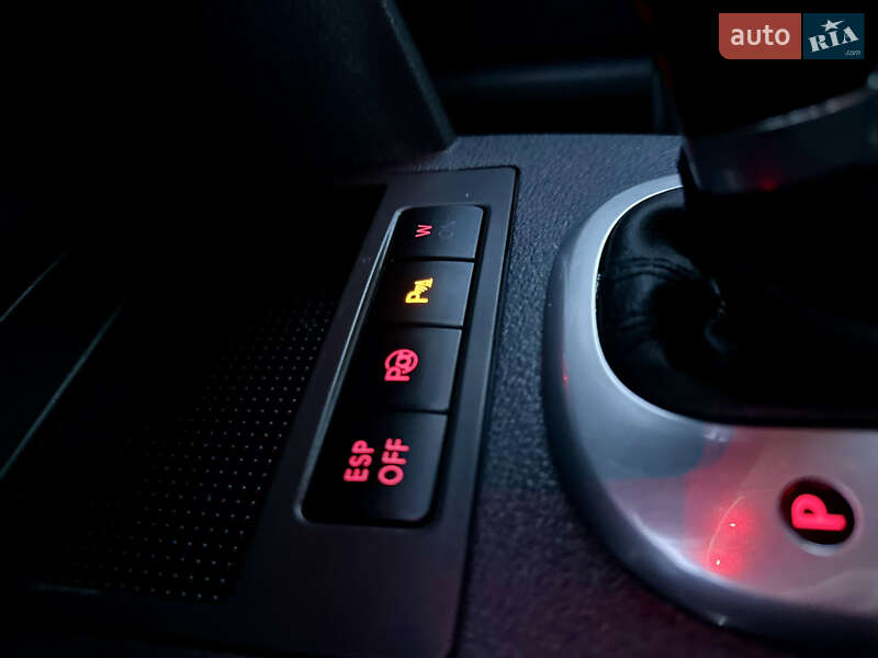 Минивэн Volkswagen Touran 2007 в Дубно фото 26 Минивэн Volkswagen Touran 2007 в Дубно