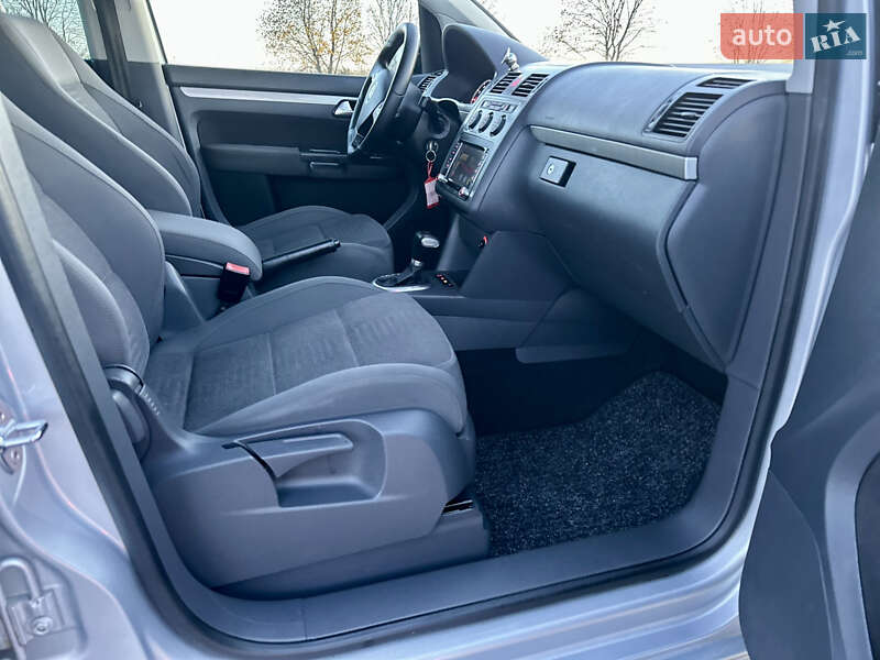 Минивэн Volkswagen Touran 2007 в Дубно фото 37 Минивэн Volkswagen Touran 2007 в Дубно