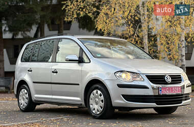 Минивэн Volkswagen Touran 2008 в Виннице