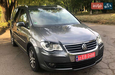 Мінівен Volkswagen Touran 2007 в Рівному