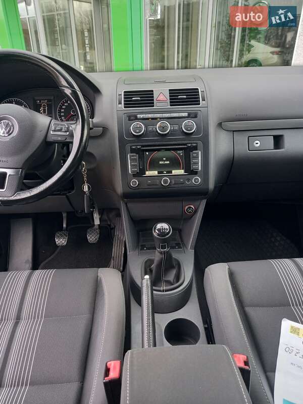 Мінівен Volkswagen Touran 2012 в Луцьку