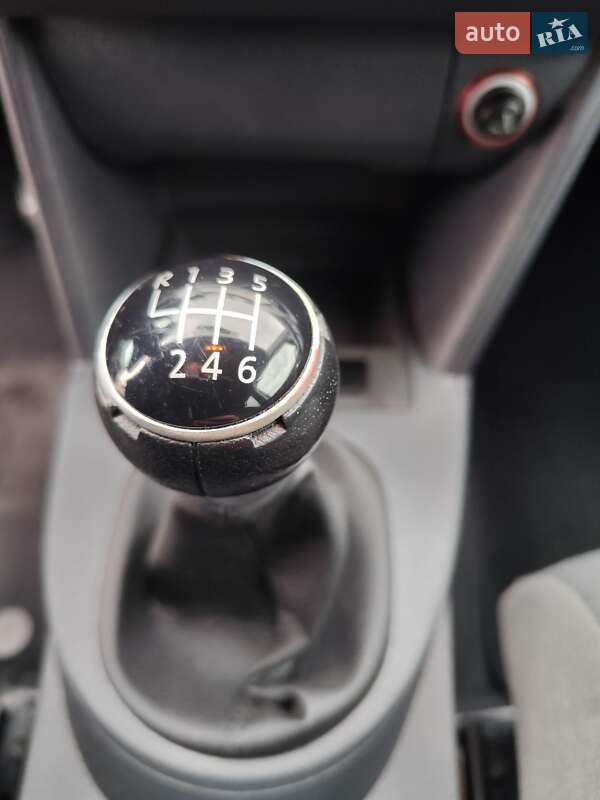 Минивэн Volkswagen Touran 2008 в Белой Церкви