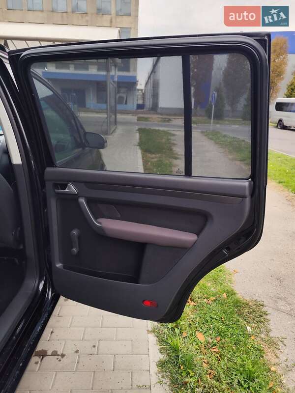 Минивэн Volkswagen Touran 2008 в Белой Церкви