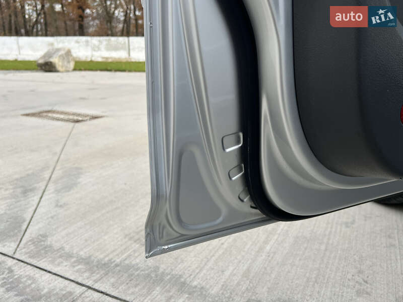 Мінівен Volkswagen Touran 2014 в Луцьку фото 136 Мінівен Volkswagen Touran 2014 в Луцьку