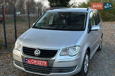Мінівен Volkswagen Touran 2008 в Вінниці