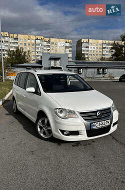 Мінівен Volkswagen Touran 2009 в Львові