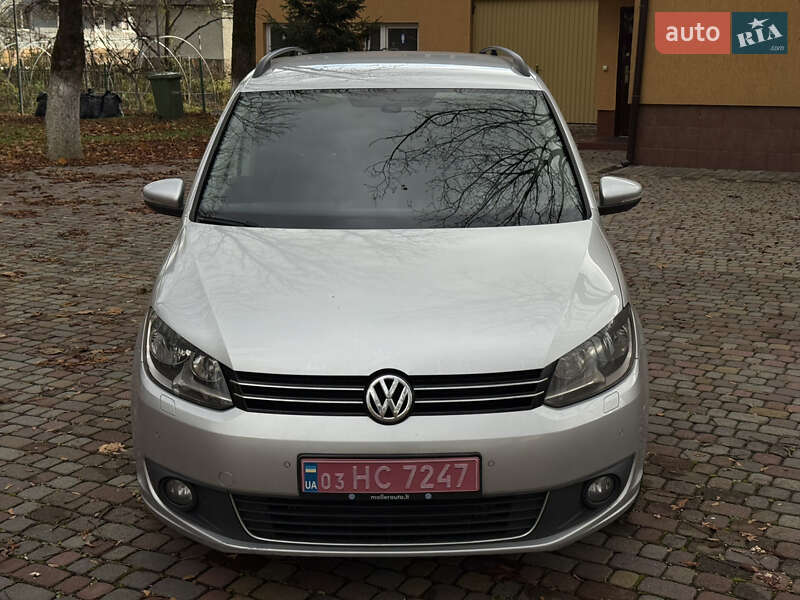 Мінівен Volkswagen Touran 2013 в Тячеві