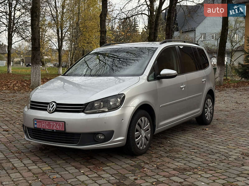 Мінівен Volkswagen Touran 2013 в Тячеві