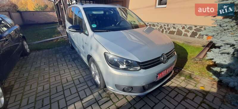 Volkswagen Touran 2012