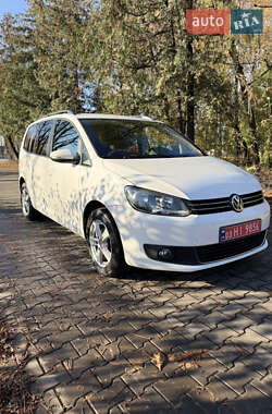 Мінівен Volkswagen Touran 2013 в Києві