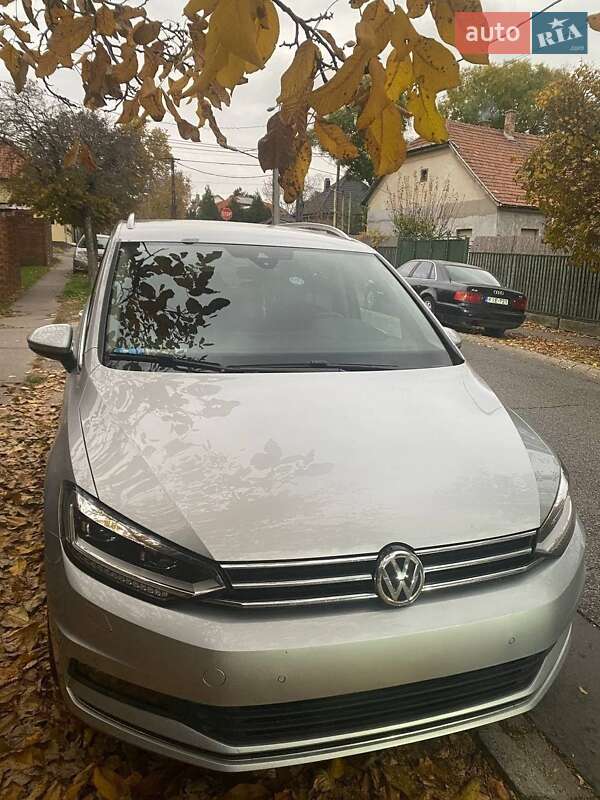 Volkswagen Touran 2017