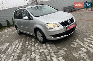 Минивэн Volkswagen Touran 2009 в Костополе