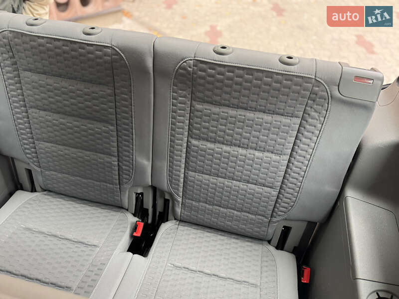 Минивэн Volkswagen Touran 2008 в Черкассах фото 26 Минивэн Volkswagen Touran 2008 в Черкассах