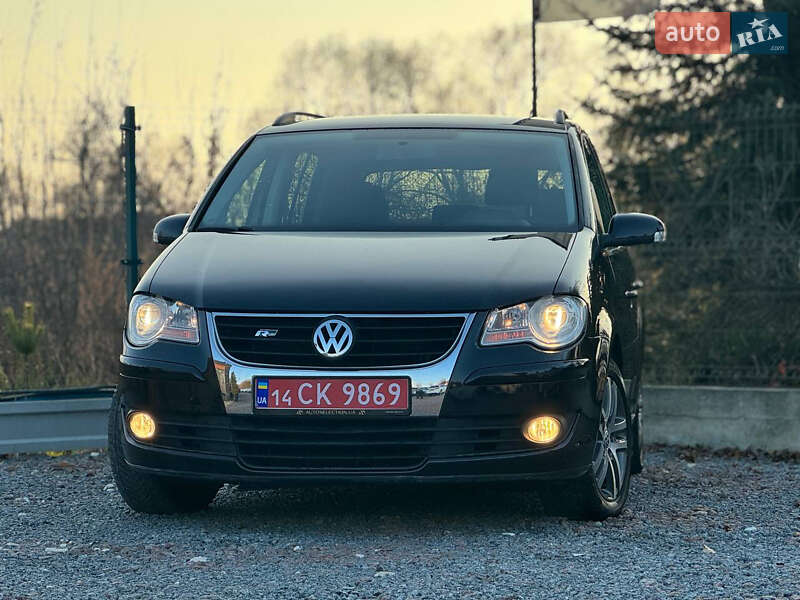 Минивэн Volkswagen Touran 2008 в Дрогобыче