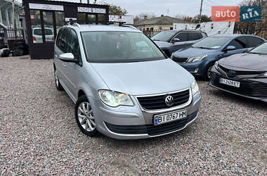 Мінівен Volkswagen Touran 2010 в Полтаві