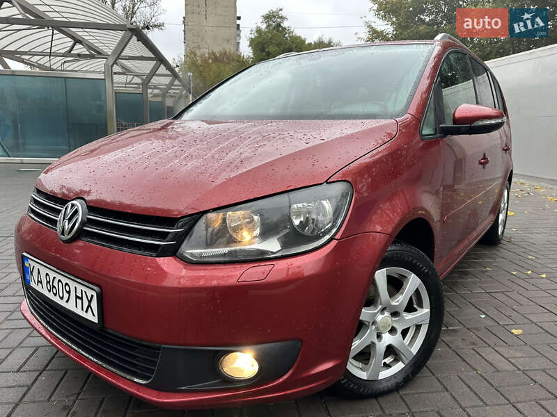 Минивэн Volkswagen Touran 2013 в Киеве