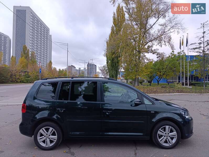 Минивэн Volkswagen Touran 2013 в Киеве фото 4 Минивэн Volkswagen Touran 2013 в Киеве