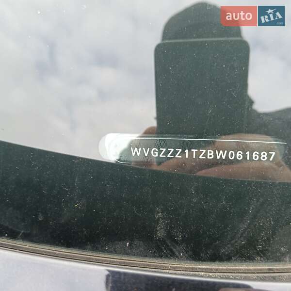 Минивэн Volkswagen Touran 2011 в Звягеле