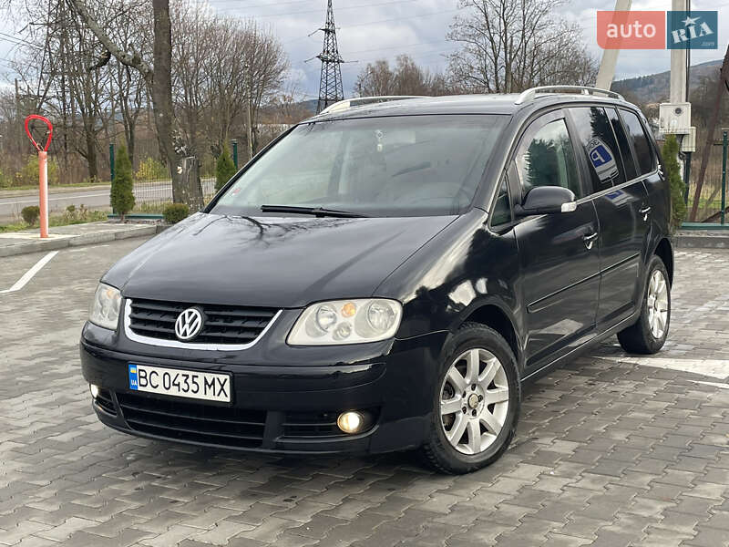 Мінівен Volkswagen Touran 2004 в Самборі