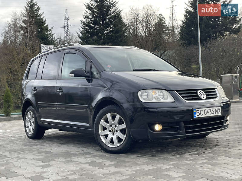 Мінівен Volkswagen Touran 2004 в Самборі