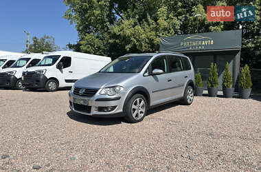 Минивэн Volkswagen Touran 2009 в Ровно